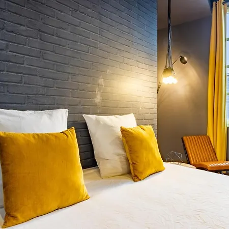 Parenthese - Lejlighed *