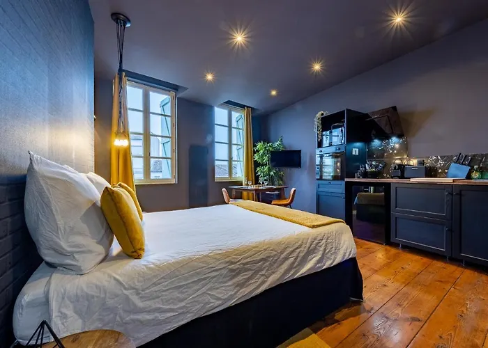 Lejlighed Parenthese - *