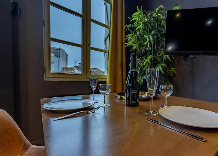 Lejlighed Parenthese -