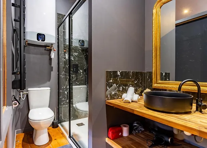 Lejlighed Parenthese - *