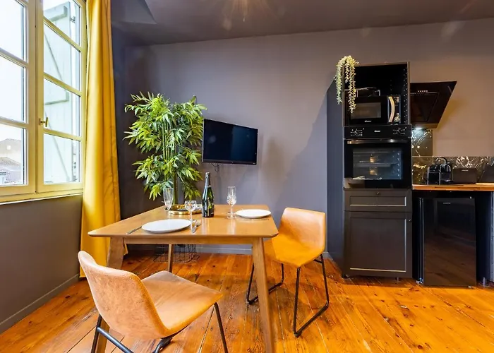 Lejlighed Parenthese - *