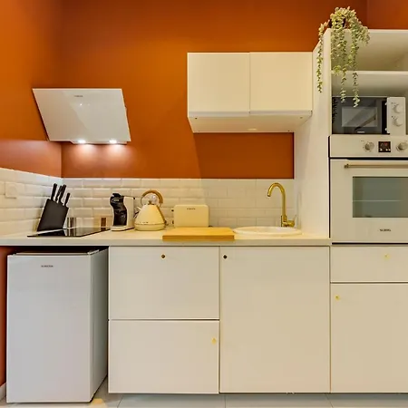 Parenthese - Apartment *