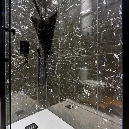 Parenthese - Apartment *